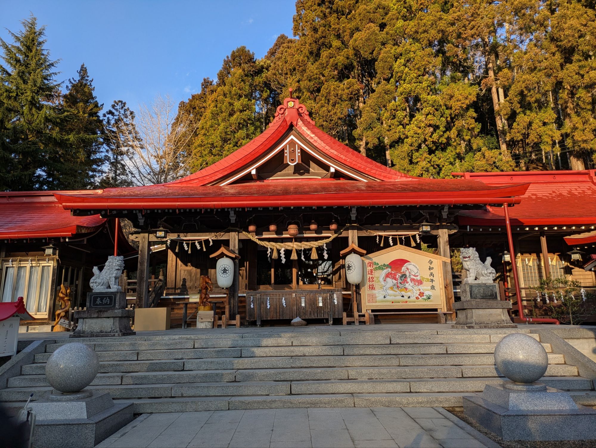 金蛇水神社の拝殿